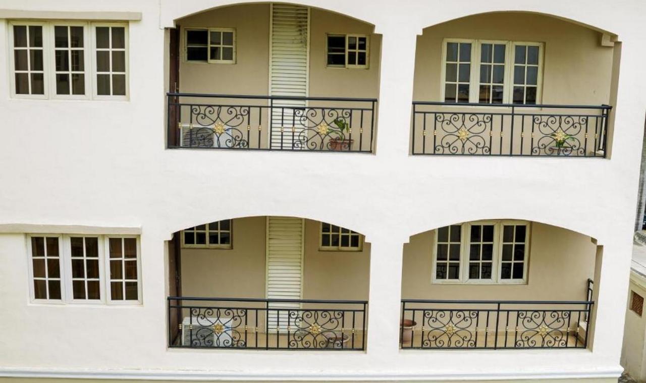 Room In Lodge - Apartment Royale Hotel-3 Bd Apartment Ikeja Luaran gambar