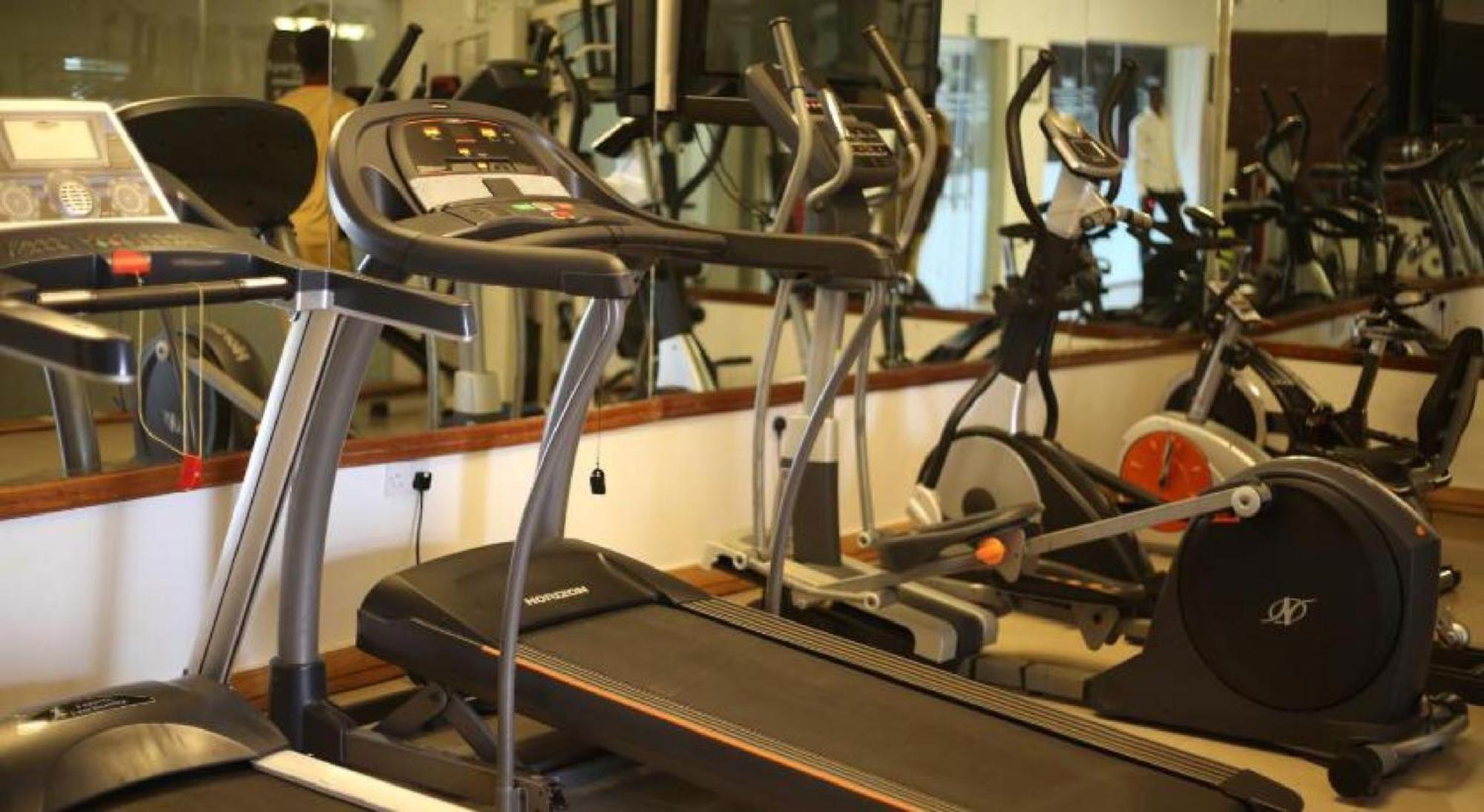 Room In Lodge - Apartment Royale Hotel-3 Bd Apartment Ikeja Luaran gambar