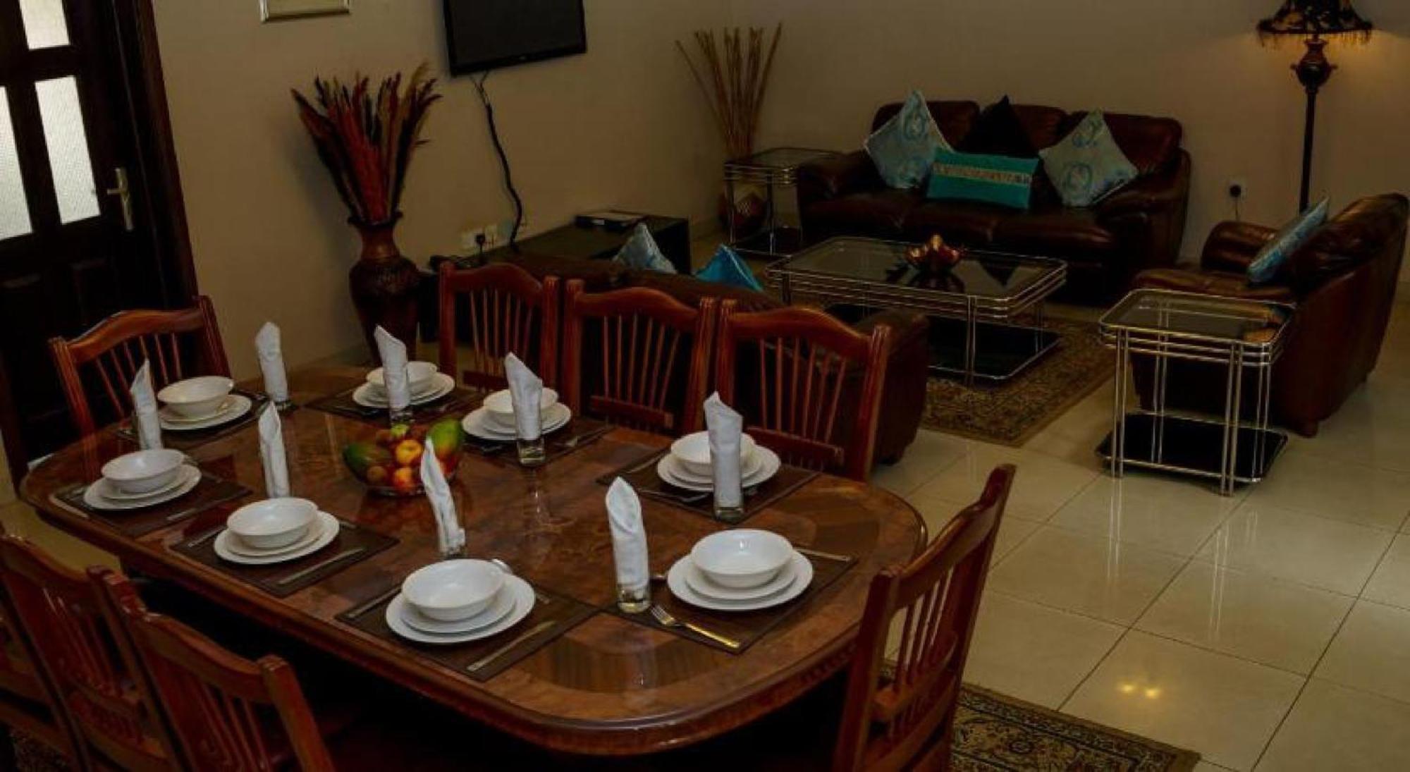 Room In Lodge - Apartment Royale Hotel-3 Bd Apartment Ikeja Luaran gambar